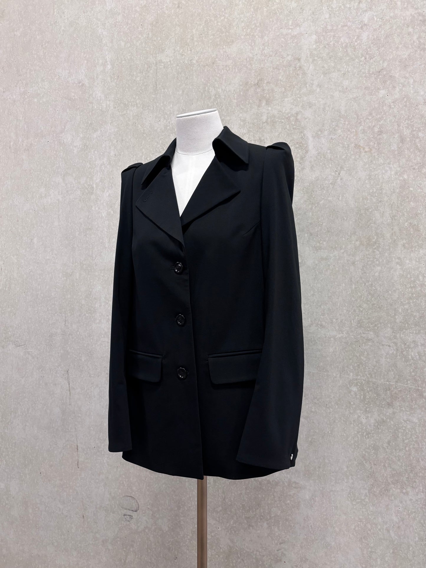 Lieve van Gorp Fall 2000 puff shoulder blazer