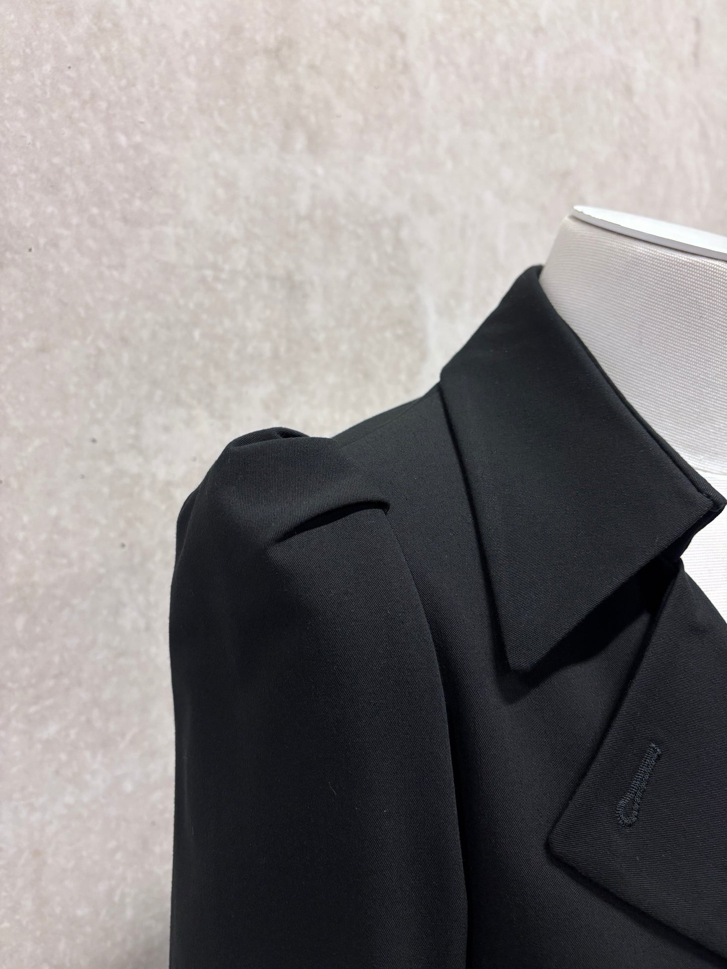 Lieve van Gorp Fall 2000 puff shoulder blazer
