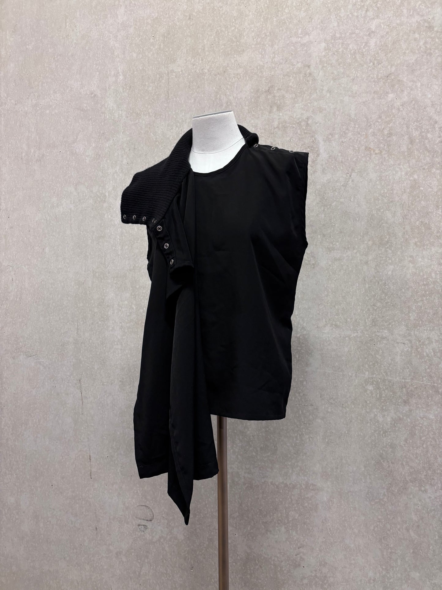 MM6 F/W 2011 double layer top F/W 2011