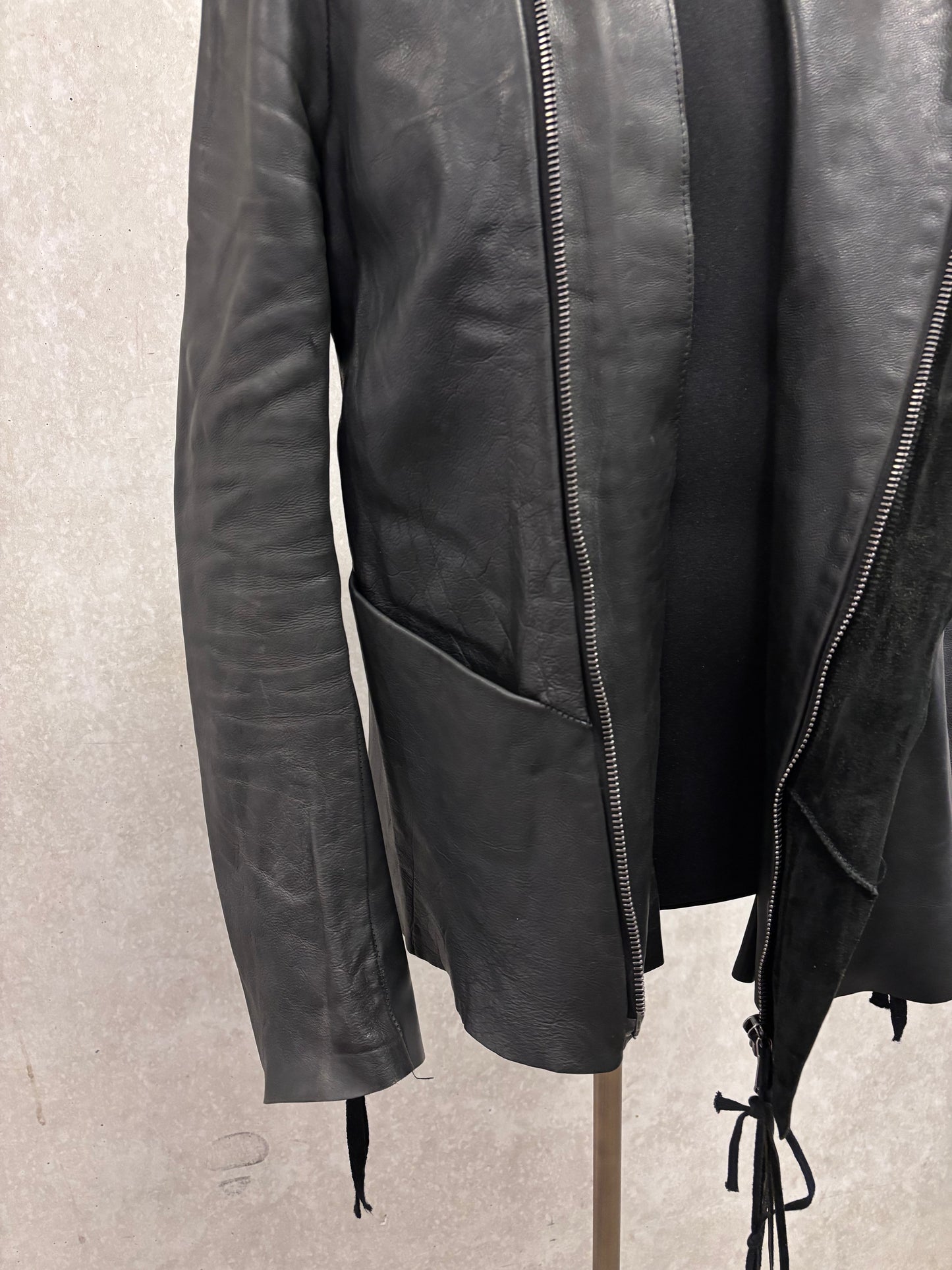 Cedric Jacquemyn A/W 15-16 assymetric zipped jacket
