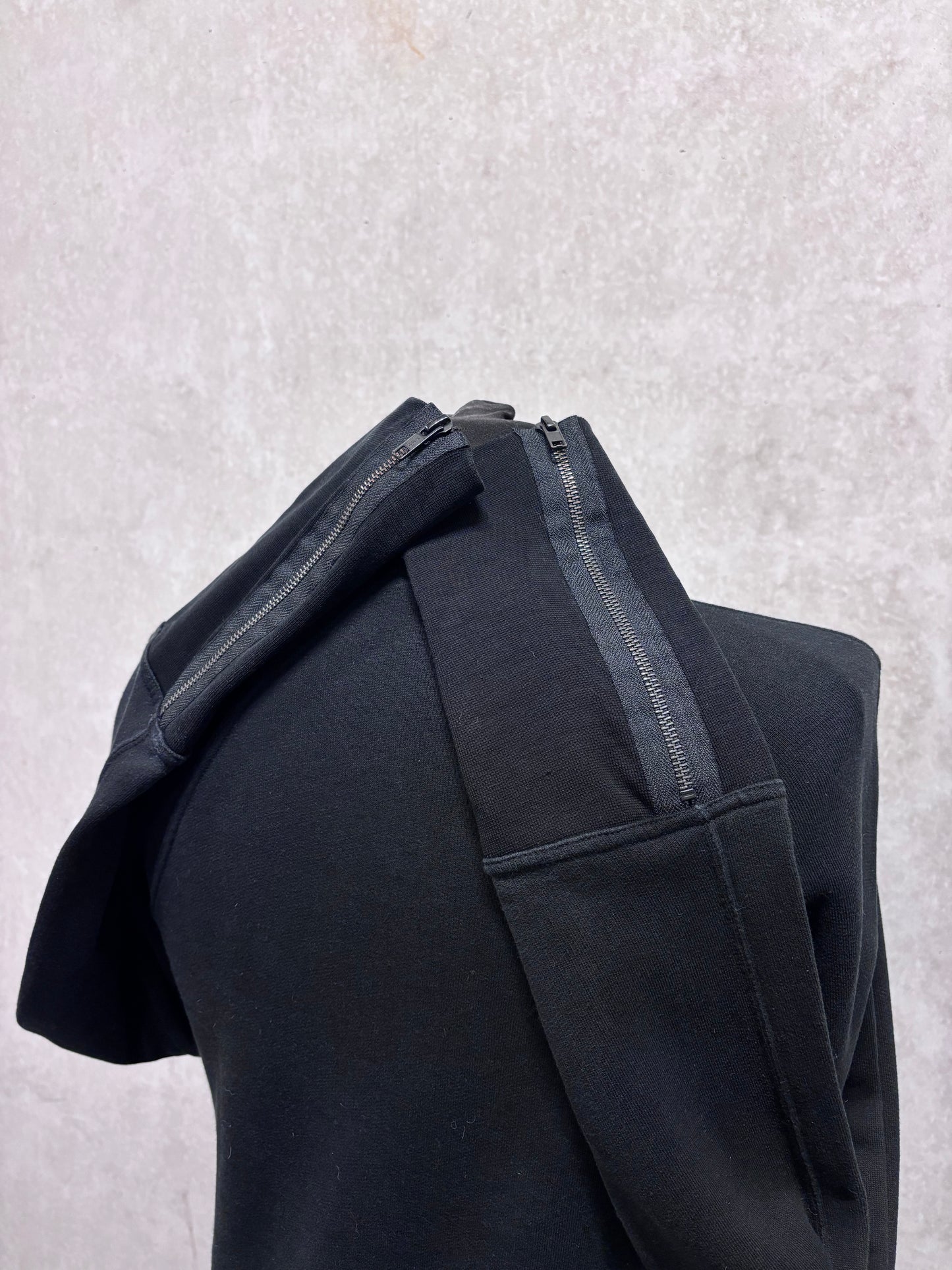 Ann Demeulemeester F/W 2016 'Eloqventia Verax' sweater