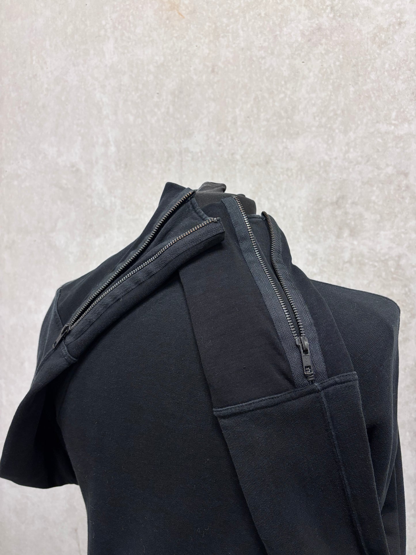 Ann Demeulemeester F/W 2016 'Eloqventia Verax' sweater