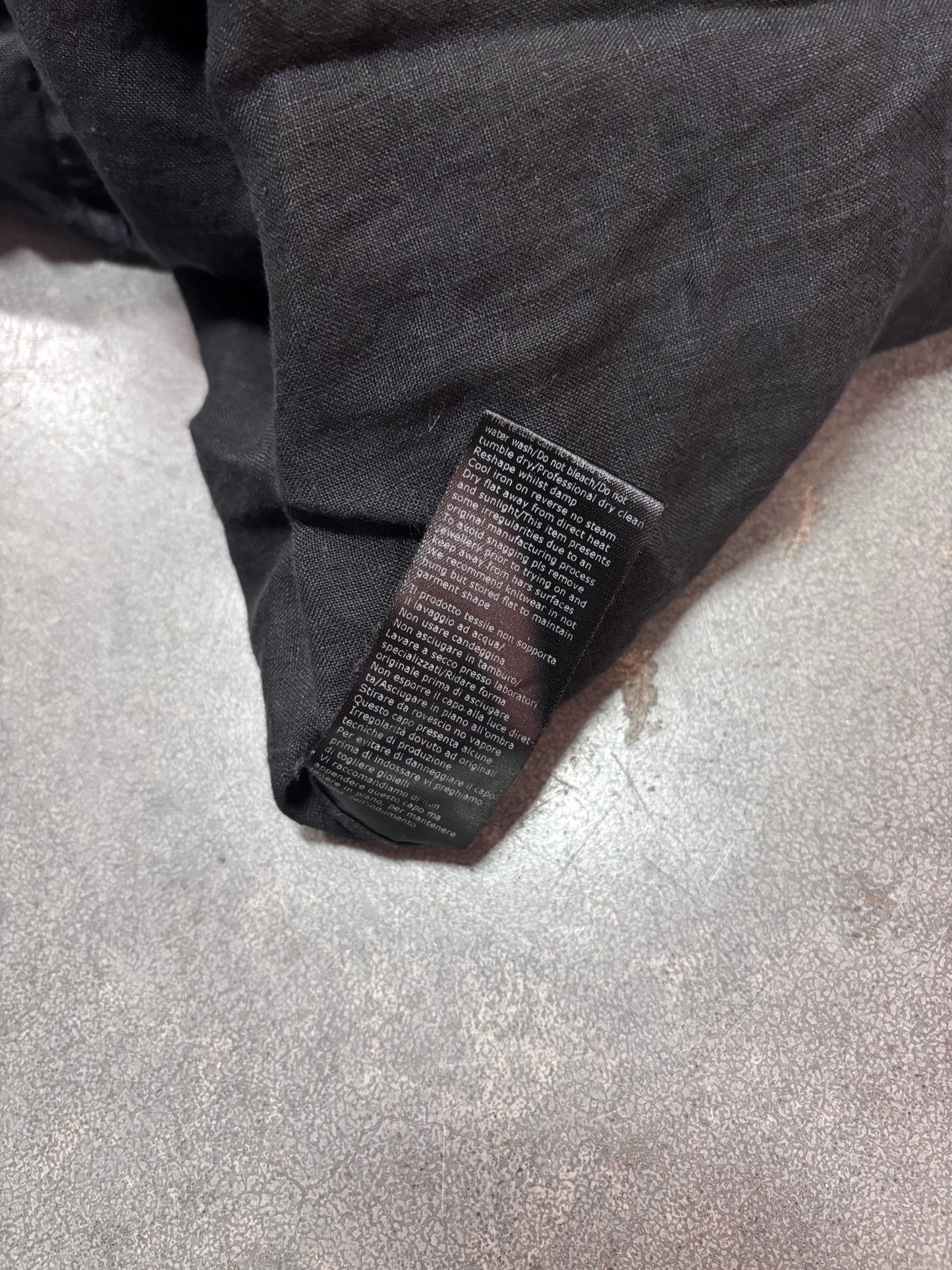 Isabel Benenato S/S 2014 shirt with asymmetrical closure