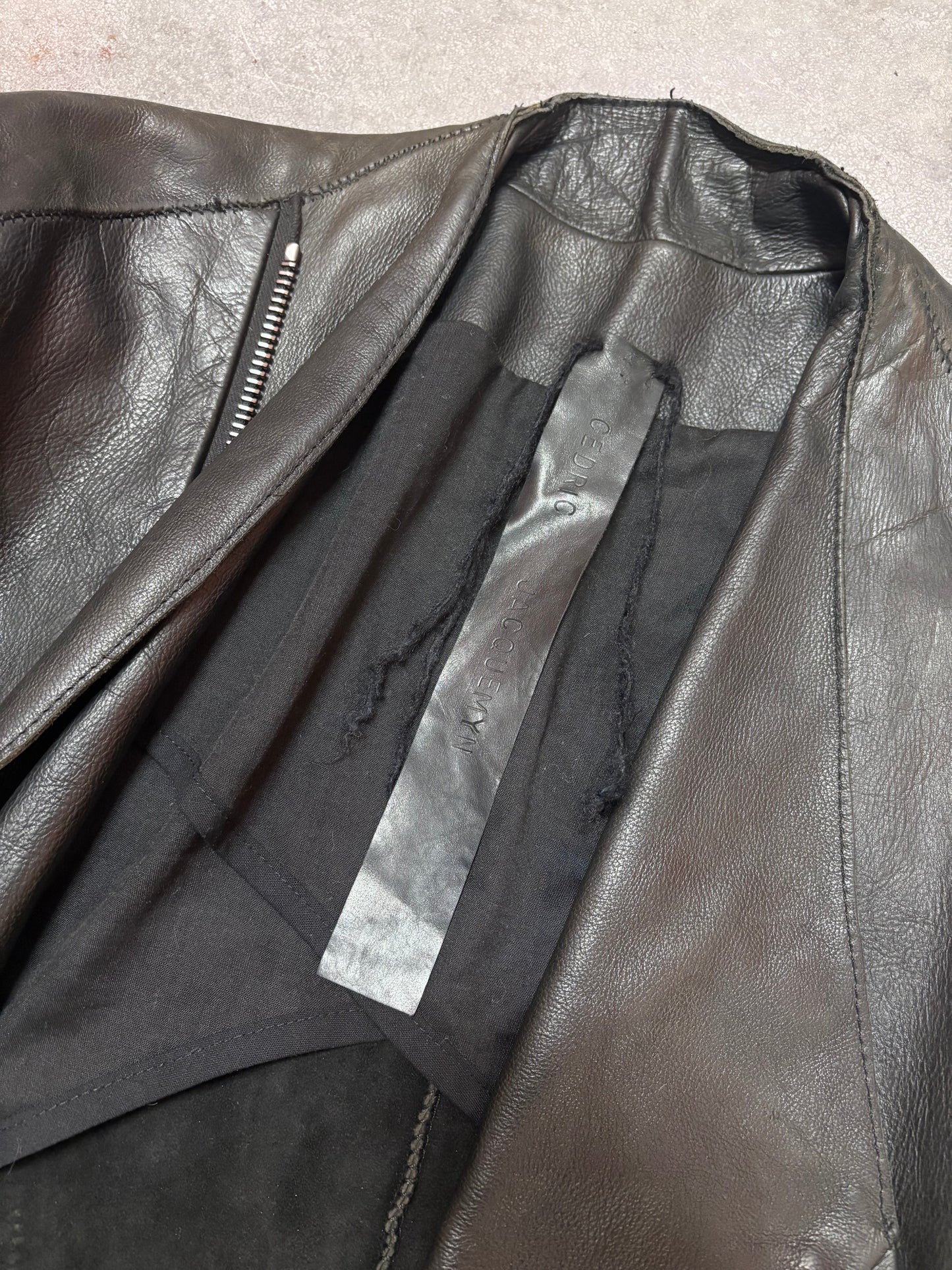 Cedric Jacquemyn A/W 15-16 assymetric zipped jacket