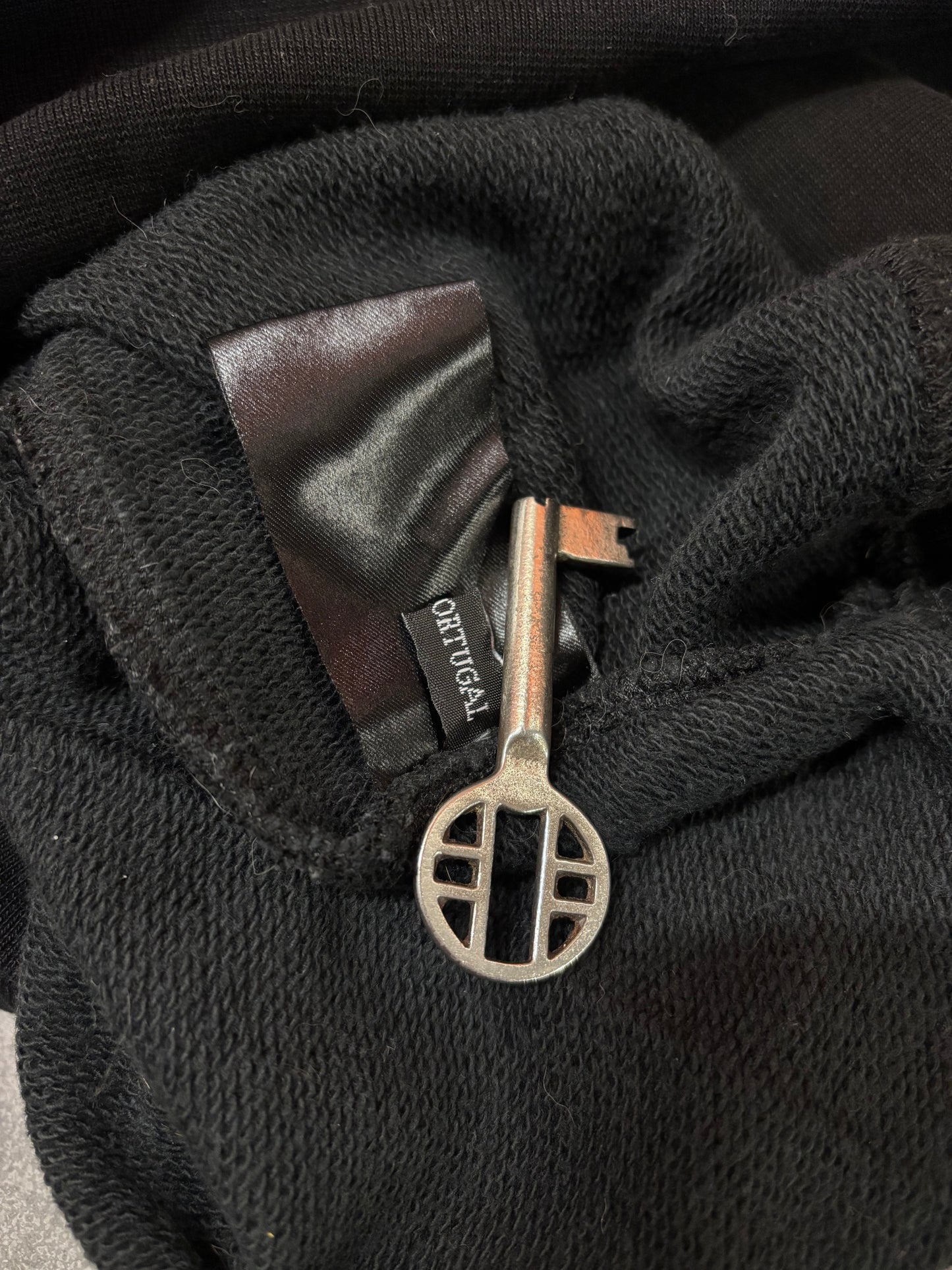 Ann Demeulemeester F/W 2016 'Eloqventia Verax' sweater