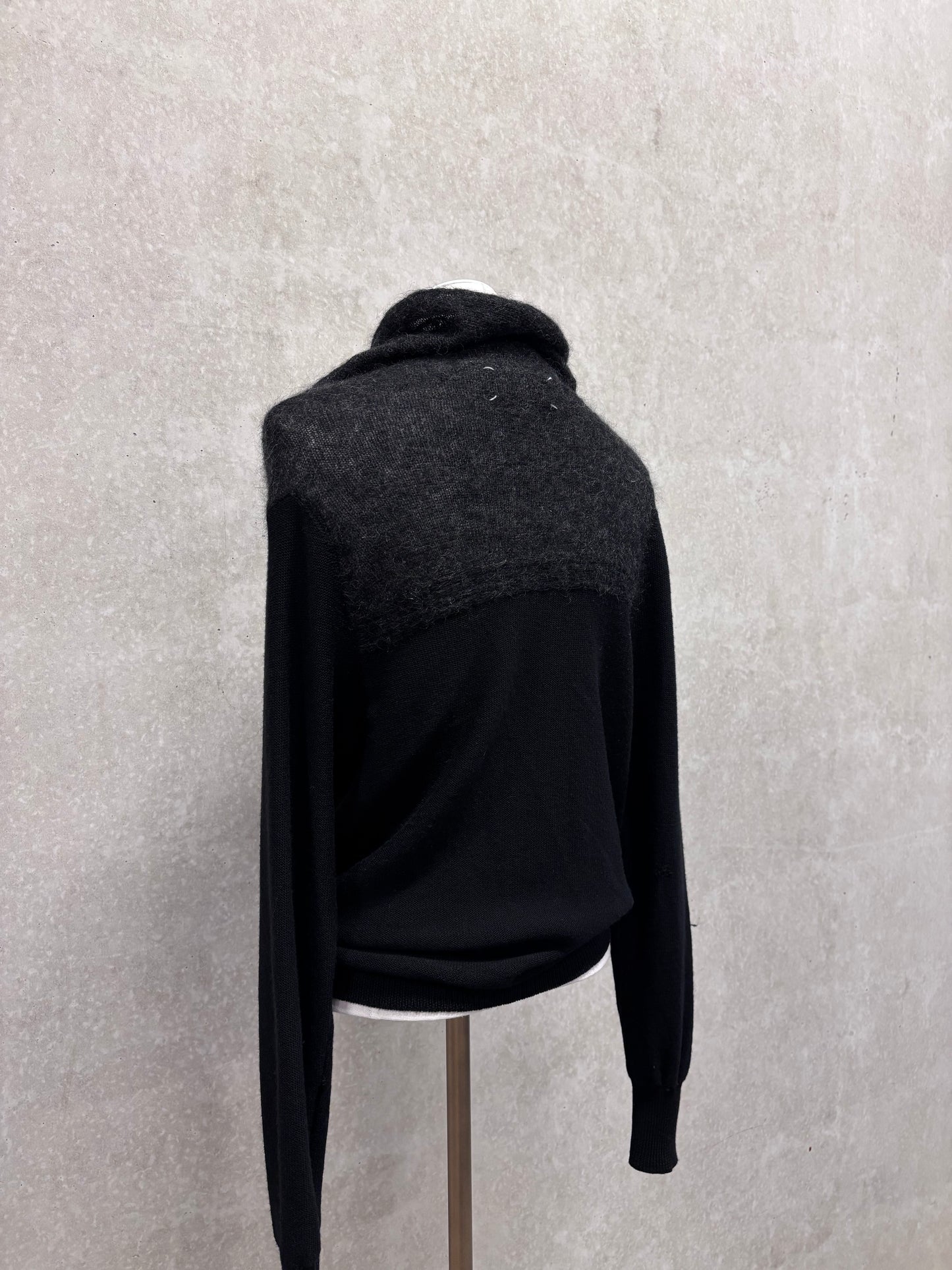 Maison Martin Margiela F/W 2010 line 1 cardigan