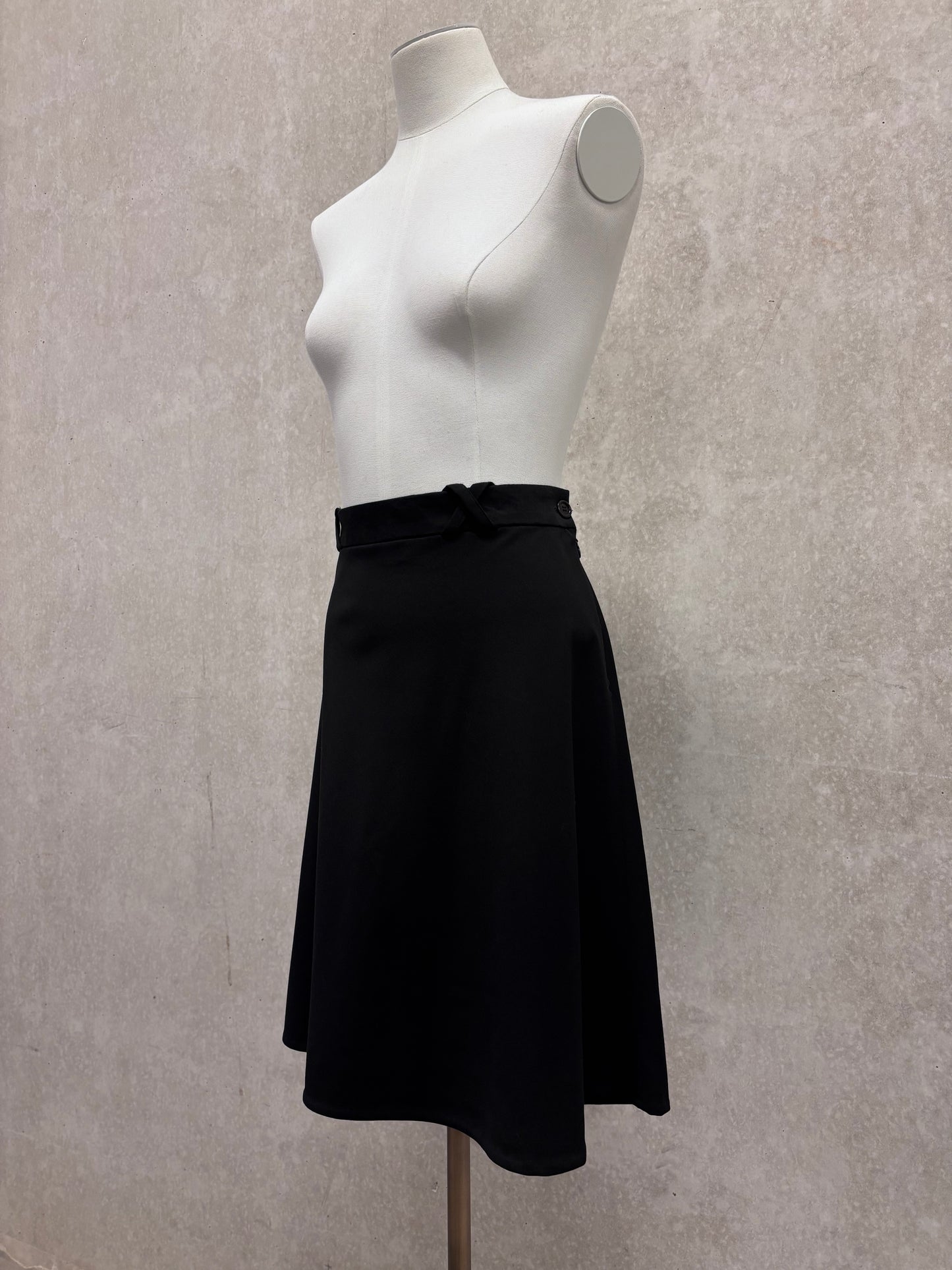 Lieve van Gorp bell skirt